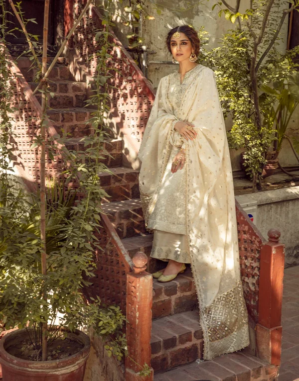 Rash ke Qamar By Faiza Saqlain - Image 2