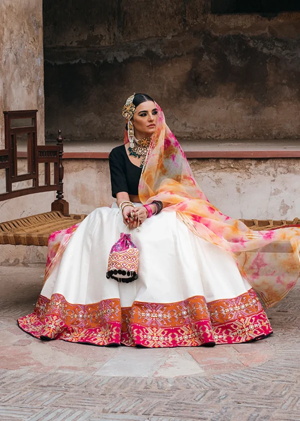 Surati By Hussain Rehar - Image 3